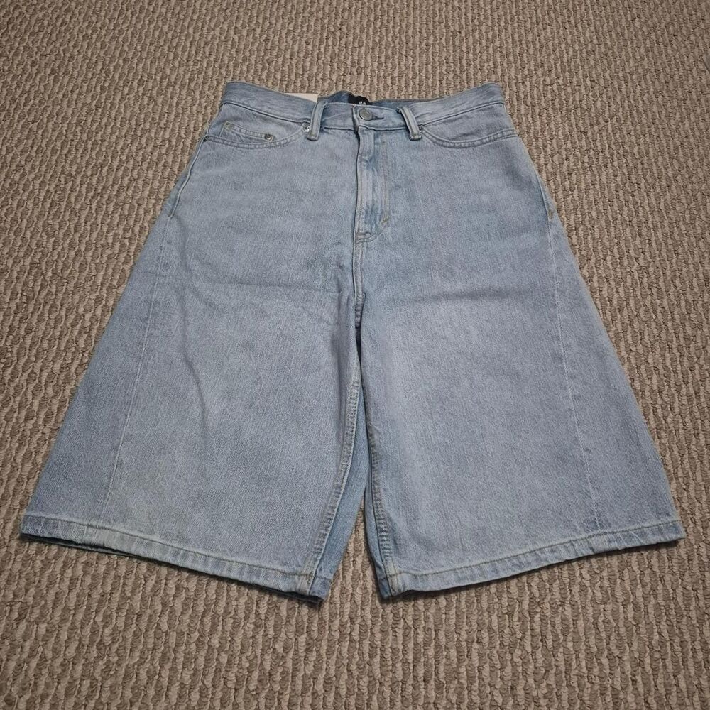 H&M Blue Denim Baggy Shorts Size 28 - Brand New With Tags